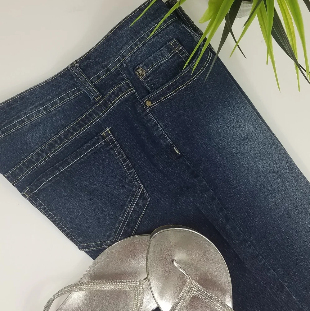 Nine West, Denim shorts, great condition, Sz 6 - Picture 2 of 10
